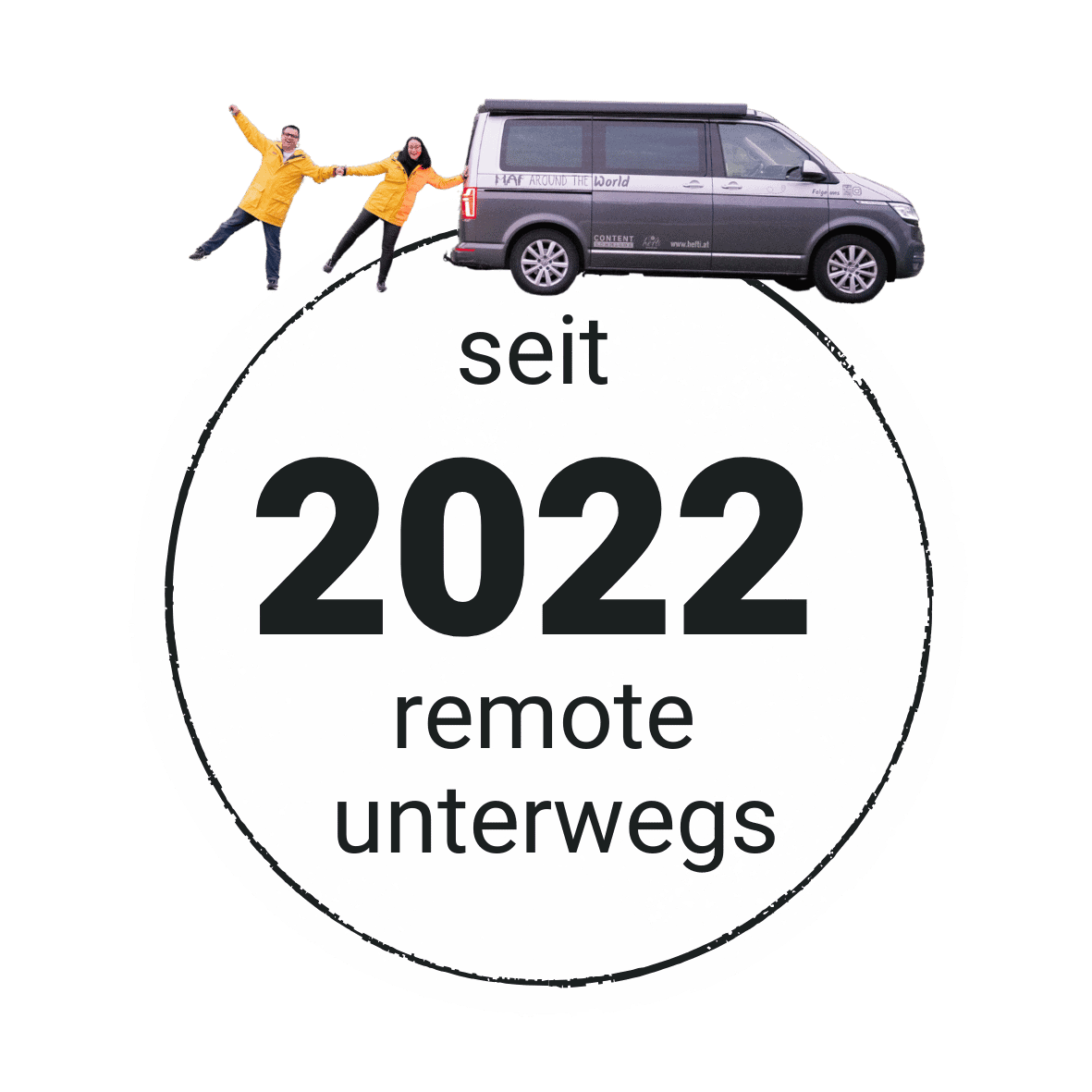 Frustierter junger Mann vor Laptop mit verwirrtem Gesicht, umgeben von Notizzetteln und Farbpaletten.