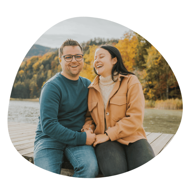 Maria und Pascal am See
